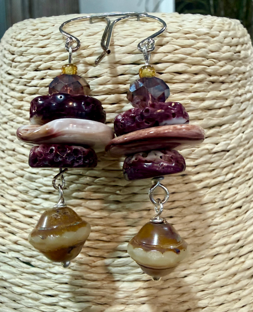 Purple Spiny Oyster necklace and earring set Image