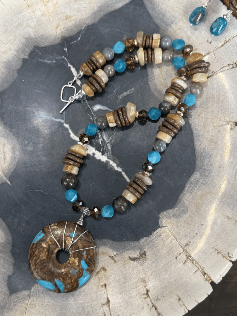 Jasper and Bronzite Necklace and Earring set Image