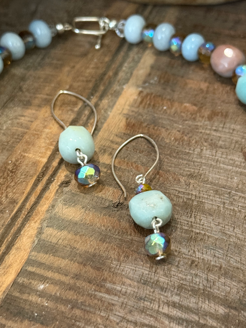 Amazonite necklace and earring set Image