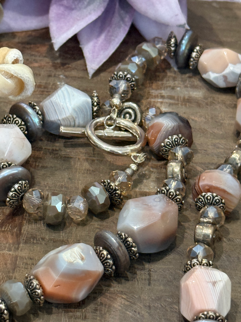 Pink and silver Botswana agate necklace and earring set with a flower mother of pearl pendant Image