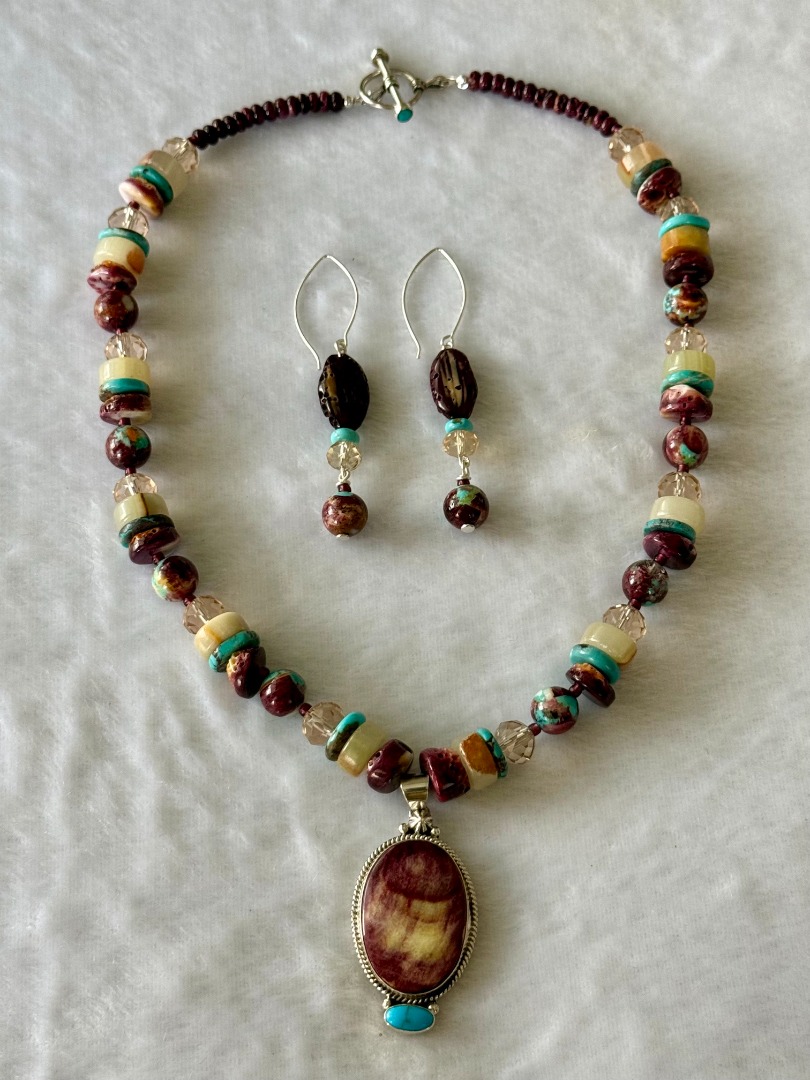 Purple Spiny Oyster and Turquoise Set Image