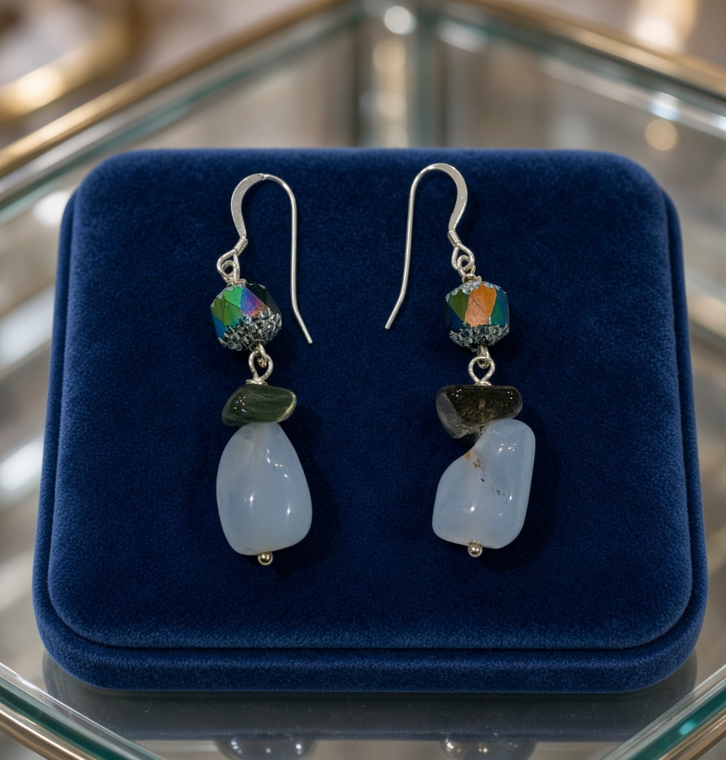 Blue Lavender Chalcedony Necklace and Earring Set Image
